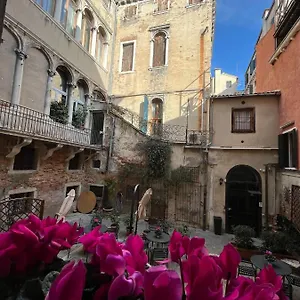 Bed and breakfast Corte Del Doge Di Rialto