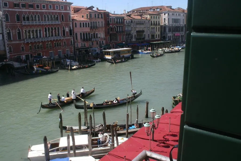 Magic Rialto Hotel Venice 2*,